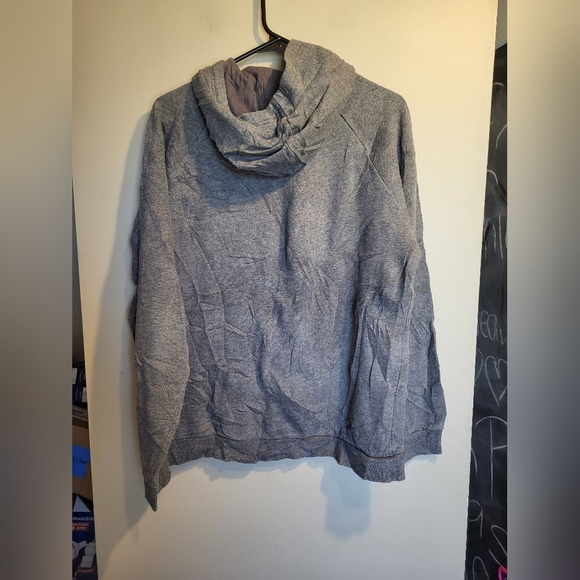 Under Armour Sweatshirt Gray, Size Large - Picture 2 of 5